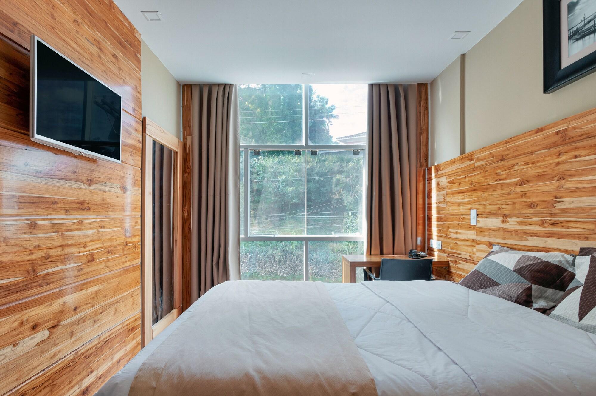 Hotel Petropolis Inn Εξωτερικό φωτογραφία